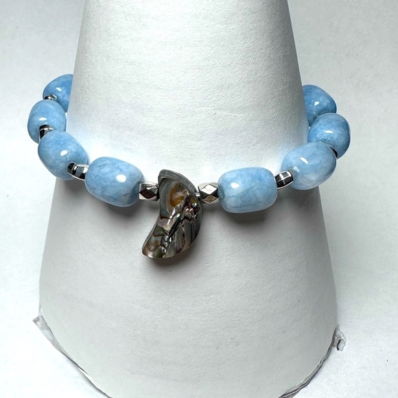 Abalone moon with blue dyed quartz bracelet stretchy handmade stars - Picture 1 of 6